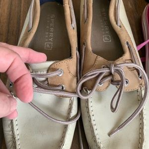 Sperry topsiders